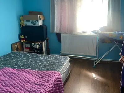 dormitor cu pat apartament vanzare cumparare 1 Decembrie Ilfov